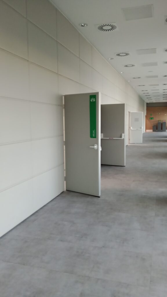 Foto de Divisória de Espaço Articulada